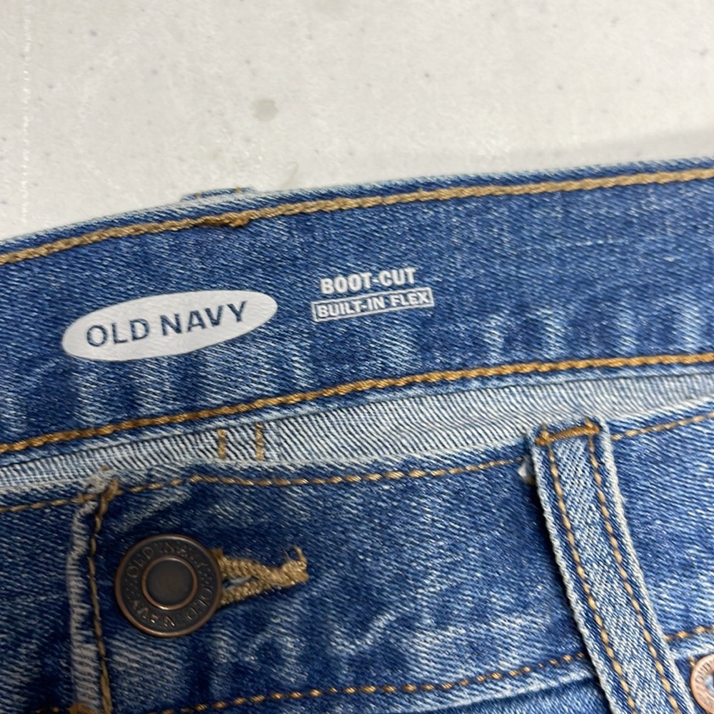 Old Navy Blue Jean 34  x 32, Deep pockets - Picture 7 of 9